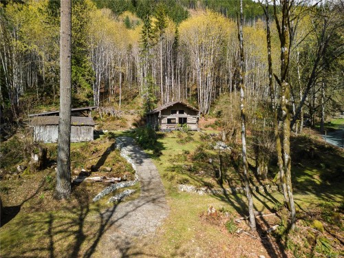 11409 Youbou Rd, Youbou, BC 