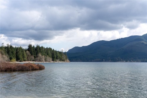 11409 Youbou Rd, Youbou, BC 