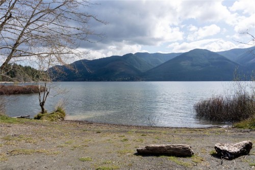 11409 Youbou Rd, Youbou, BC 