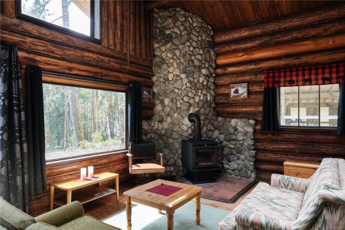 11409 Youbou Rd, Youbou, BC 