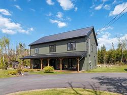 9279 Peggys Cove Road Hackett's Cove, NS B3Z 0T7