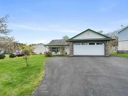 108 Lancaster Drive  Dartmouth, NS B3A 4Y3