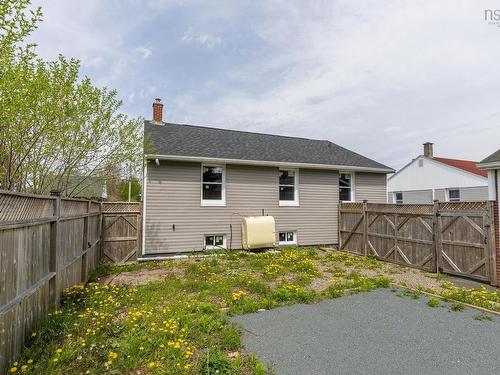 5 Birchfield Crescent, Halifax, NS 