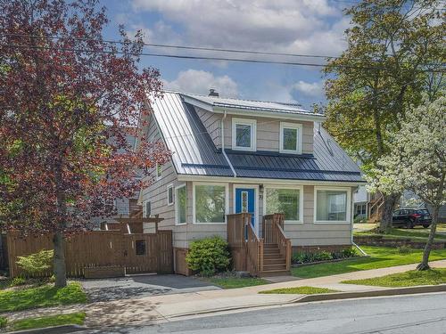 39 Maple Street, Dartmouth, NS 