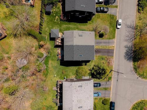 13 Roy Crescent, Bedford, NS 