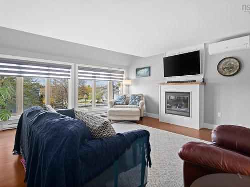 13 Roy Crescent, Bedford, NS 