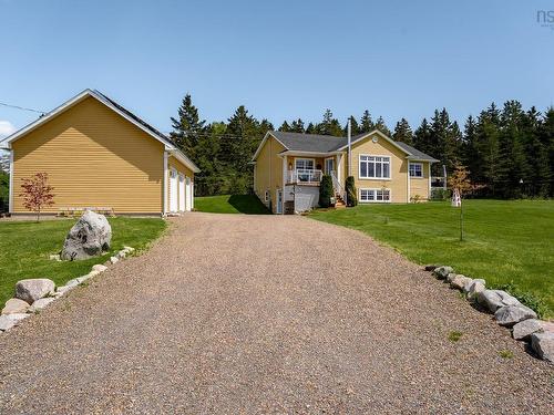 45 Amys Drive, Hackett'S Cove, NS 