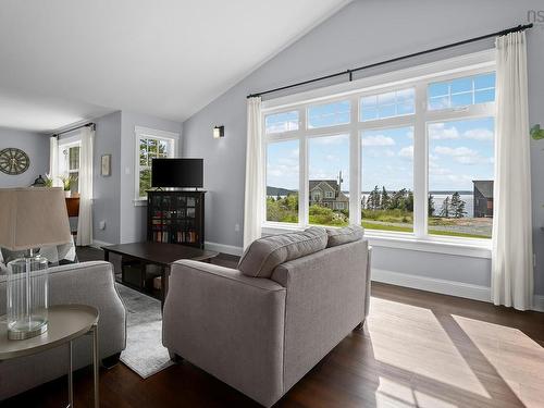 45 Amys Drive, Hackett'S Cove, NS 