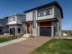 344 Marketway Lane Timberlea, NS B3T 0L1