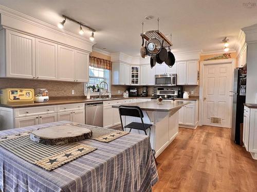 697 Belmont Road, Belmont, NS 