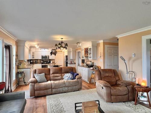 697 Belmont Road, Belmont, NS 