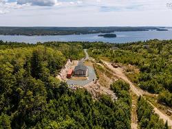 166 Hillside Drive  Boutiliers Point, NS B3Z 1W8