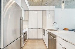 311-4599 Av. Clanranald Montréal (Côte-Des-Neiges/Notre-Dame-De-Grâce), QC H3X 0B1