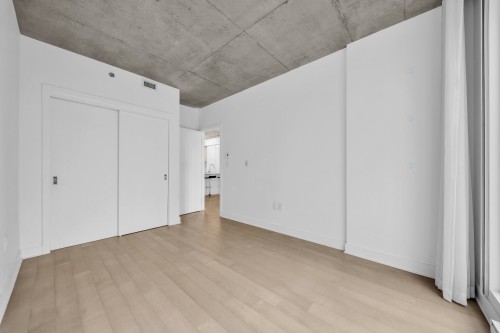 Chambre à coucher - 311-4599 Av. Clanranald, Montréal (Côte-Des-Neiges/Notre-Dame-De-Grâce), QC - Indoor Photo Showing Other Room