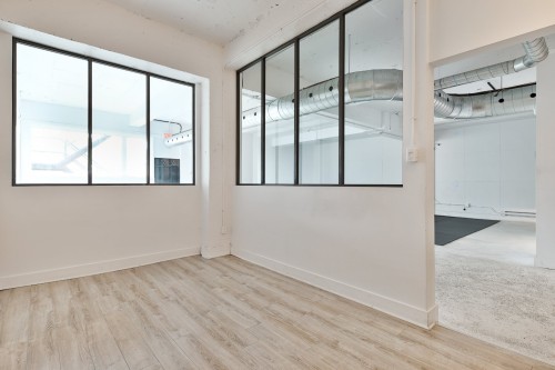 Salle de conférence - 3-4112 Rue St-Dominique, Montréal (Le Plateau-Mont-Royal), QC - Indoor Photo Showing Other Room