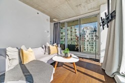 1117-190 Rue Murray  Montréal (Le Sud-Ouest), QC H3C 2C7