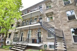 Façade - 