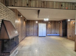 Family Room - 