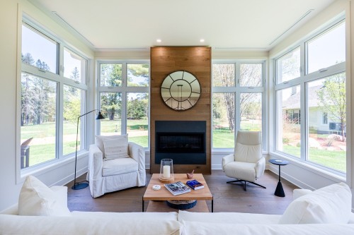 Salon - 2431 Rue De La Carriole, Sainte-Adèle, QC - Indoor Photo Showing Living Room With Fireplace