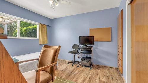 146 Mcculloch Drive, Penticton, BC - Indoor Photo Showing Office