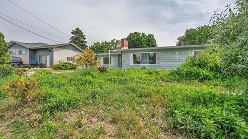 146 Mcculloch Drive, Penticton, BC - Outdoor