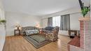 146 Mcculloch Drive, Penticton, BC  - Indoor Photo Showing Living Room 