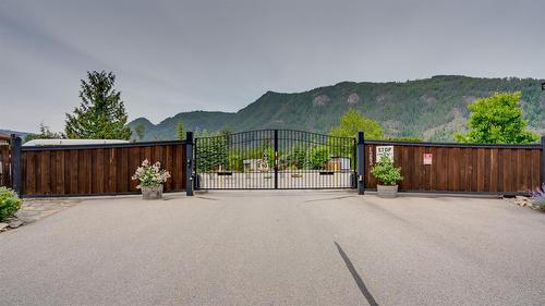 7-1383 Silver Sands Road, Sicamous, BC 
