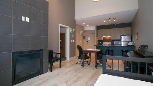 303-30 Monashee Road, Vernon, BC - Indoor With Fireplace