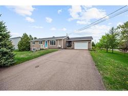 282 Irving BLVD Bouctouche, NB E4S 3L8