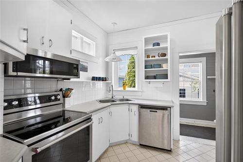 143 Morley Ave, Winnipeg, MB 