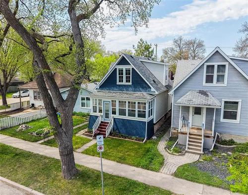 143 Morley Ave, Winnipeg, MB 