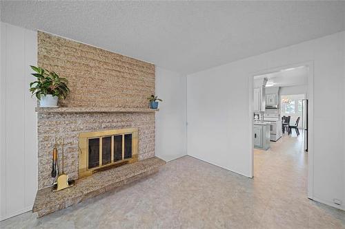 1370 Loudoun Rd, Winnipeg, MB 