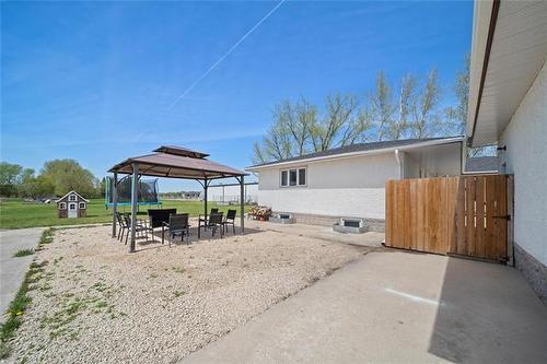 1370 Loudoun Rd, Winnipeg, MB 
