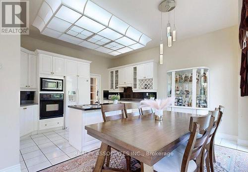 2 Lord Nelson Court, Richmond Hill, ON - Indoor Photo Showing Dining Room