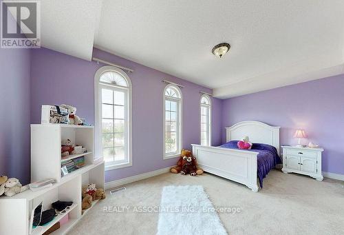 2 Lord Nelson Court, Richmond Hill, ON - Indoor Photo Showing Bedroom
