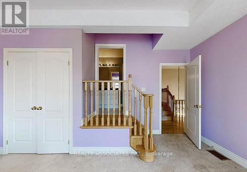 2 Lord Nelson Court, Richmond Hill, ON - Indoor Photo Showing Other Room