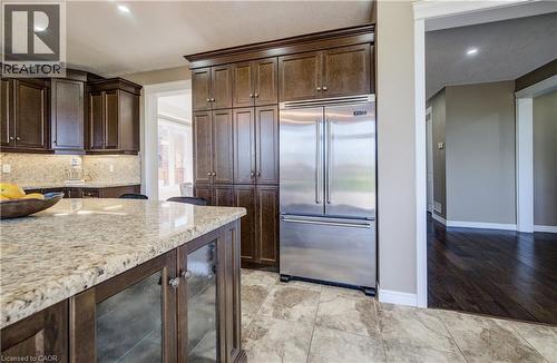 264 Evens Pond Crescent, Kitchener, ON - Indoor Photo Showing Kitchen