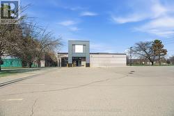 61 QUEEN STREET N  Mississauga, ON L5N 1A4