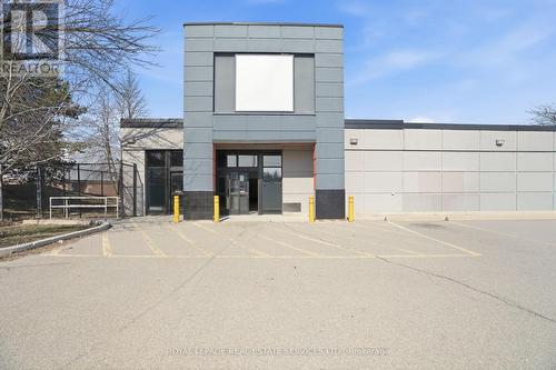 61 Queen Street N, Mississauga, ON 