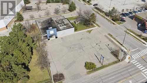 61 Queen Street N, Mississauga, ON 