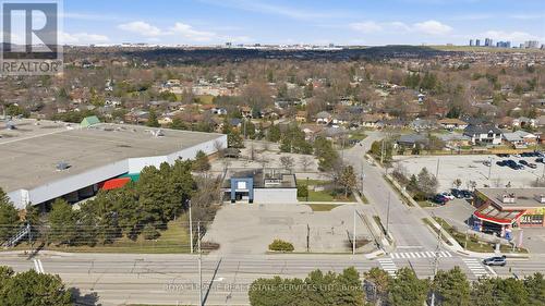 61 Queen Street N, Mississauga, ON 