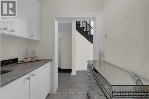 113 Rugman Crescent, Springwater, ON - Indoor Photo Showing Kitchen