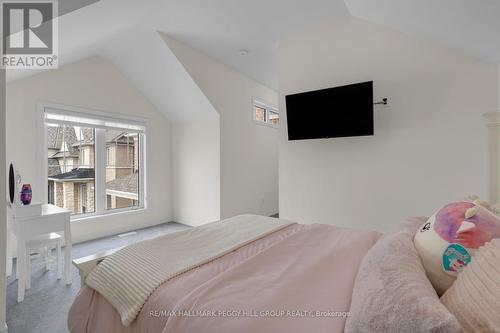 113 Rugman Crescent, Springwater, ON - Indoor Photo Showing Bedroom