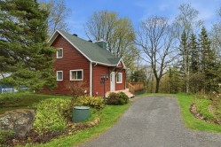 984 Ch. du Sommet Sainte-Anne-Des-Lacs, QC J0R 1B0