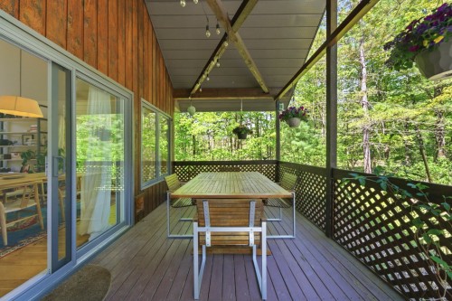 Patio - 250 Ch. Judd, Sutton, QC - Outdoor With Deck Patio Veranda With Exterior