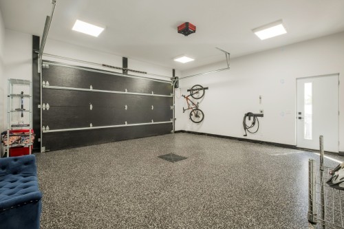 Garage - 612 Rue Du Chardonnay, Sherbrooke (Les Nations), QC - Indoor Photo Showing Garage