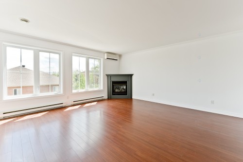 Living Room - 3002 Rue Du Sauvignon, Sherbrooke (Les Nations), QC - Indoor Photo Showing Other Room With Fireplace