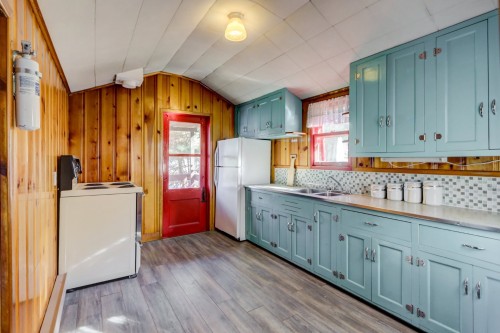 Cuisine - 280  - 283 Route Du Lac-Rond S., Montcalm, QC - Indoor Photo Showing Kitchen With Double Sink