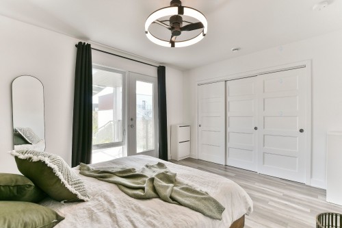 Bedroom - 213-6400 Rue De Chambéry, Brossard, QC - Indoor Photo Showing Bedroom