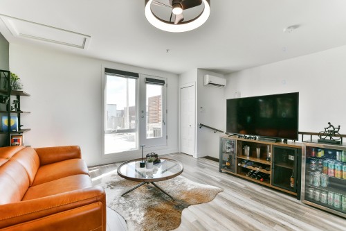 Bedroom - 213-6400 Rue De Chambéry, Brossard, QC - Indoor Photo Showing Living Room